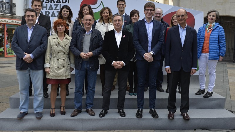 Presentación Candidaturas Congreso y Senado por Araba 2015