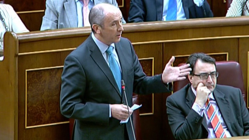 Josu Erkoreka pide a Rajoy que pase de las palabras a los hechos en favor del crecimiento y el empleo