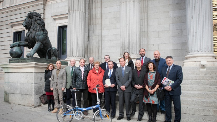 Agirretxea representa a EAJ-PNV en el Grupo Interparlamentario de la Bicicleta constituido hoy en el Congreso