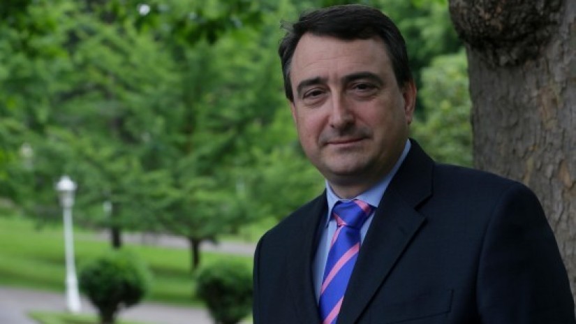 Aitor Esteban califica de “innecesaria, inaceptable e injustificable” la reunión entre el ministro del Interior y Rodrigo Rato