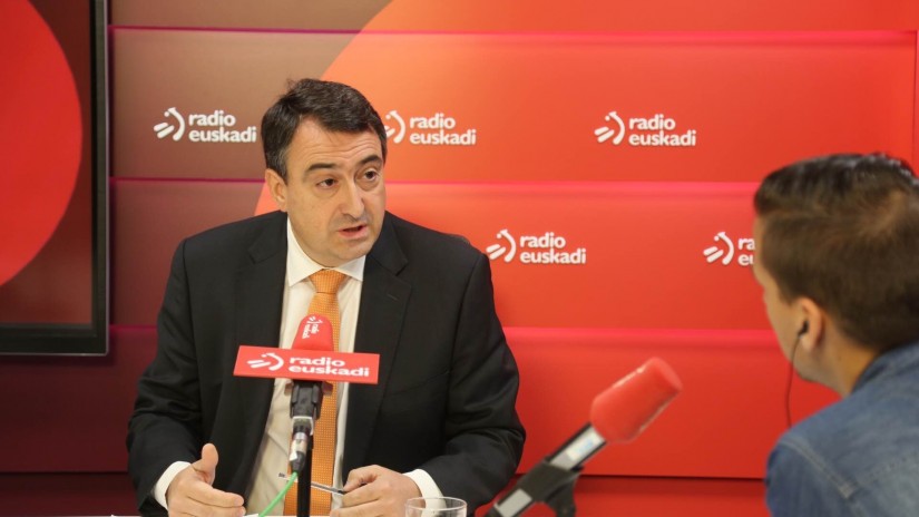 Aitor Esteban advierte que el 20D es "muy importante para Euskadi" porque la próxima legislatura "habrá movimientos"