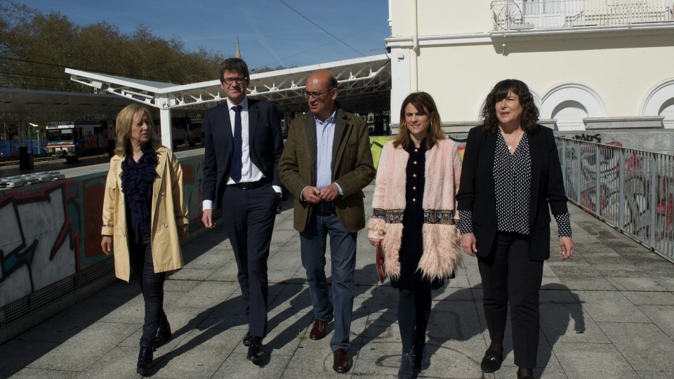 Mikel Legarda, Almudena Otaola. Acto sectorial sobre infraestructuras. Vitoria-Gasteiz