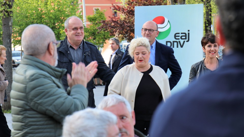 Mitin Errenteria. Joseba Agirretxea, Maribel Vaquero, Joseba Egibar, Maite Peña.