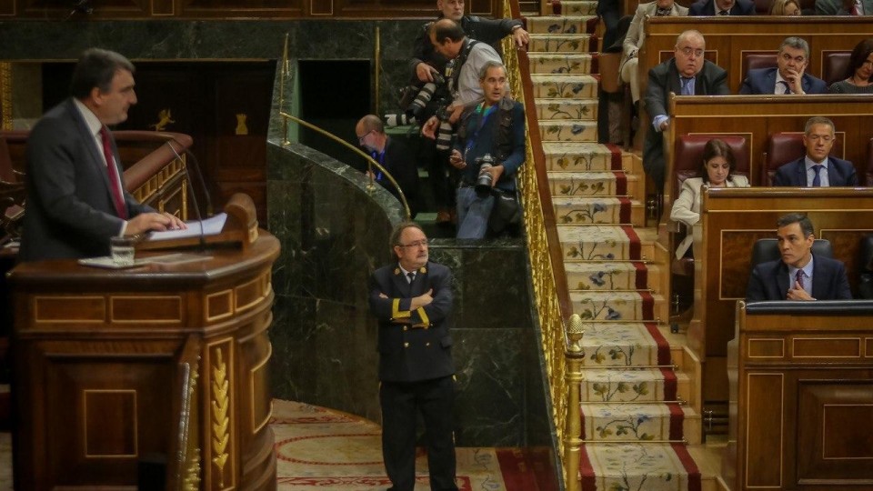 Aitor Esteban en el Pleno de investidura